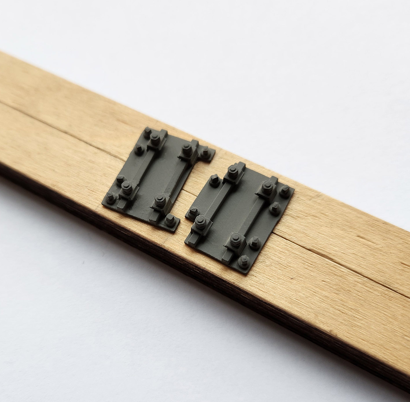 Rp18 - Sonderbauart, Doppelkleineisen, Kunsstoff, für Code 250 Profil, 1 Paar, NG 2. 